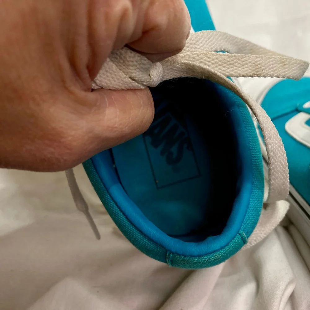 Women's Vans Teal and White Low Top Sneakers Size 6